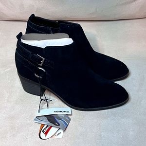 NWT Black Booties Size 8